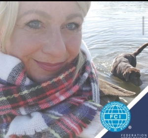 Nina Grosser – Hundetrainerin, Mantrailing-Trainerin & Dozentin, Team Hund & Mensch in Balance.